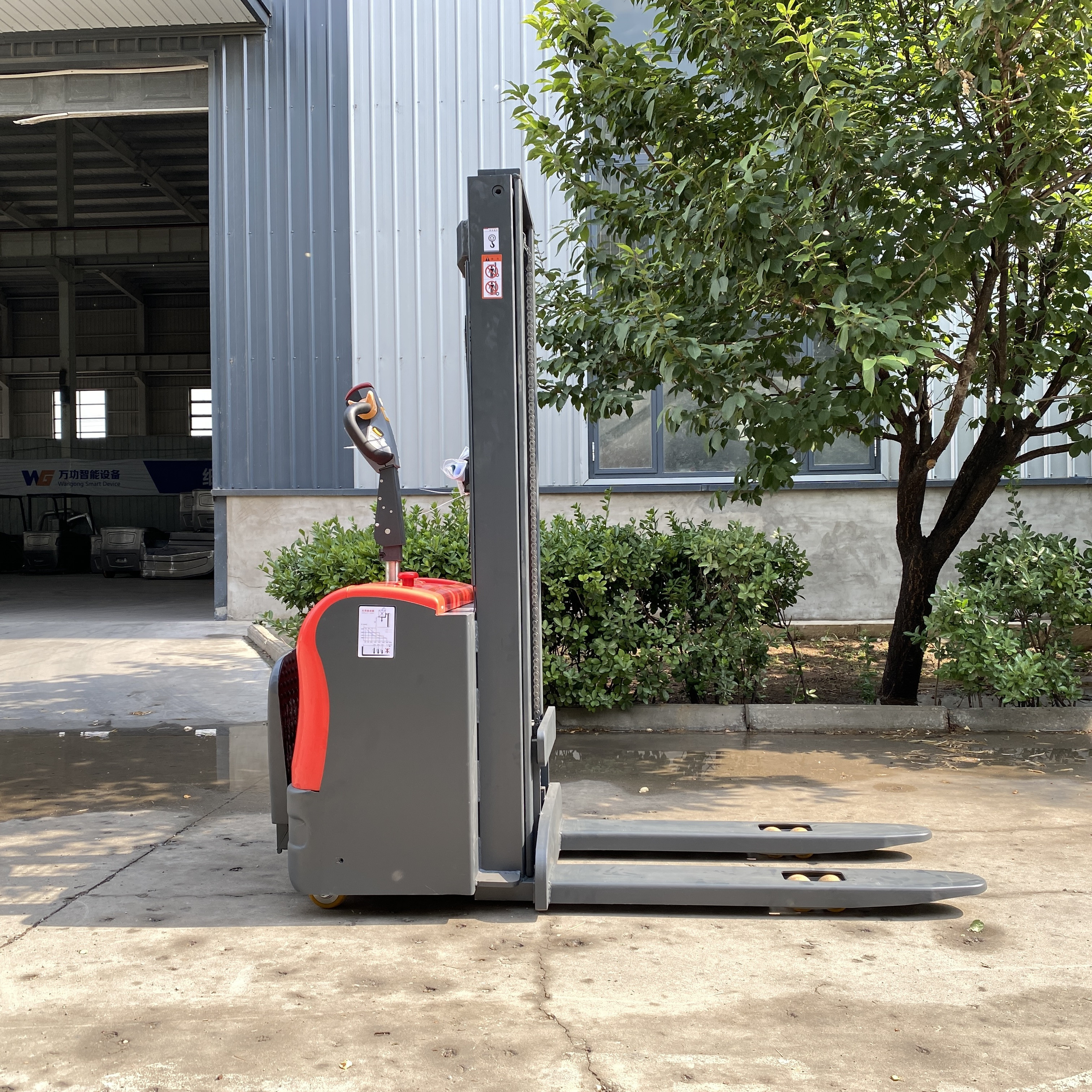 Electric Lifting 1500kg Self L - Electric Forklift ulasan dan harga